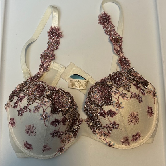 Marciano embellished bra with floral embroidery and beadwork size 36 D - Picture 10 of 10